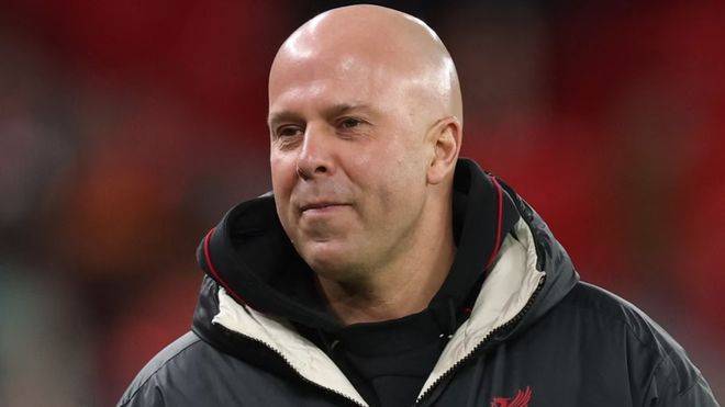 2200 万捡漏!利物浦瞄准世界级巨星,曾打爆巴萨